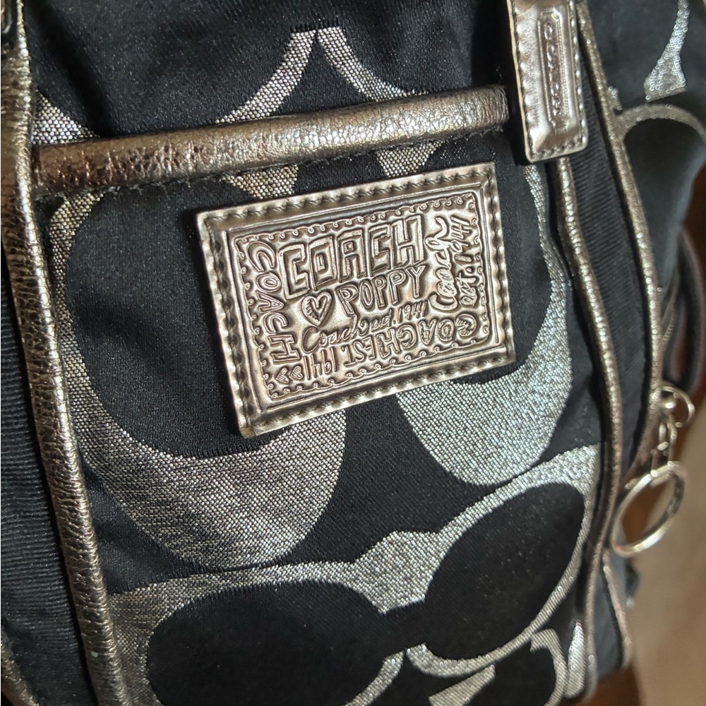 COACH Poppy Bag - Picture 13 of 15
